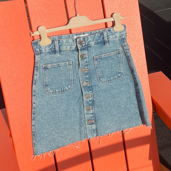 Zara Dresses & Skirts - Zara denim skirt